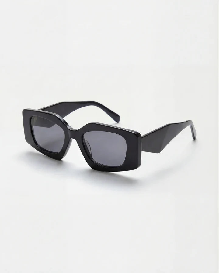 Avola Black