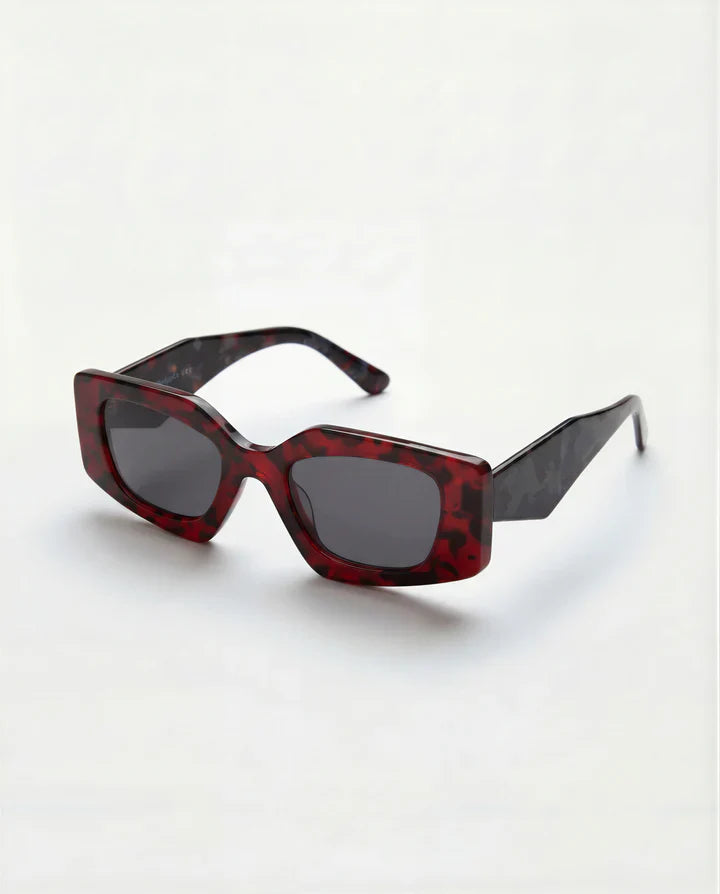 Avola Red
