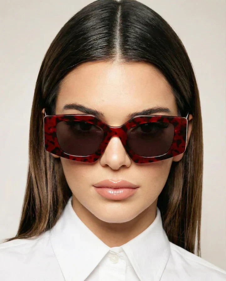 Avola Red